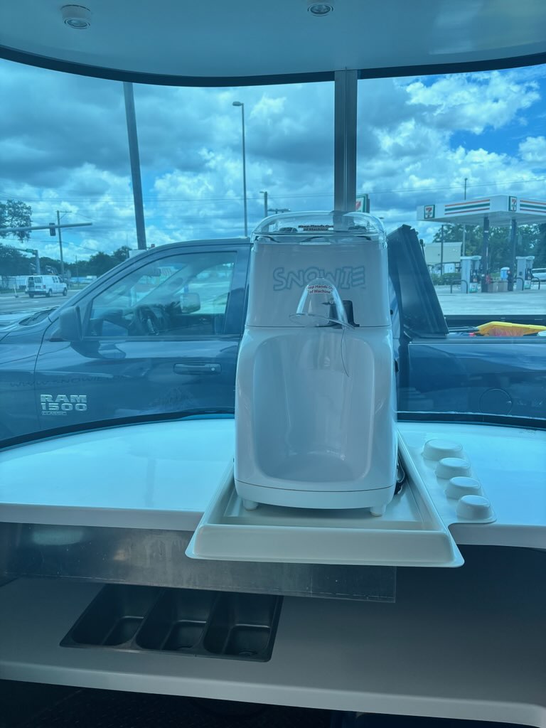 Snowie Machine Snow Cone Machine